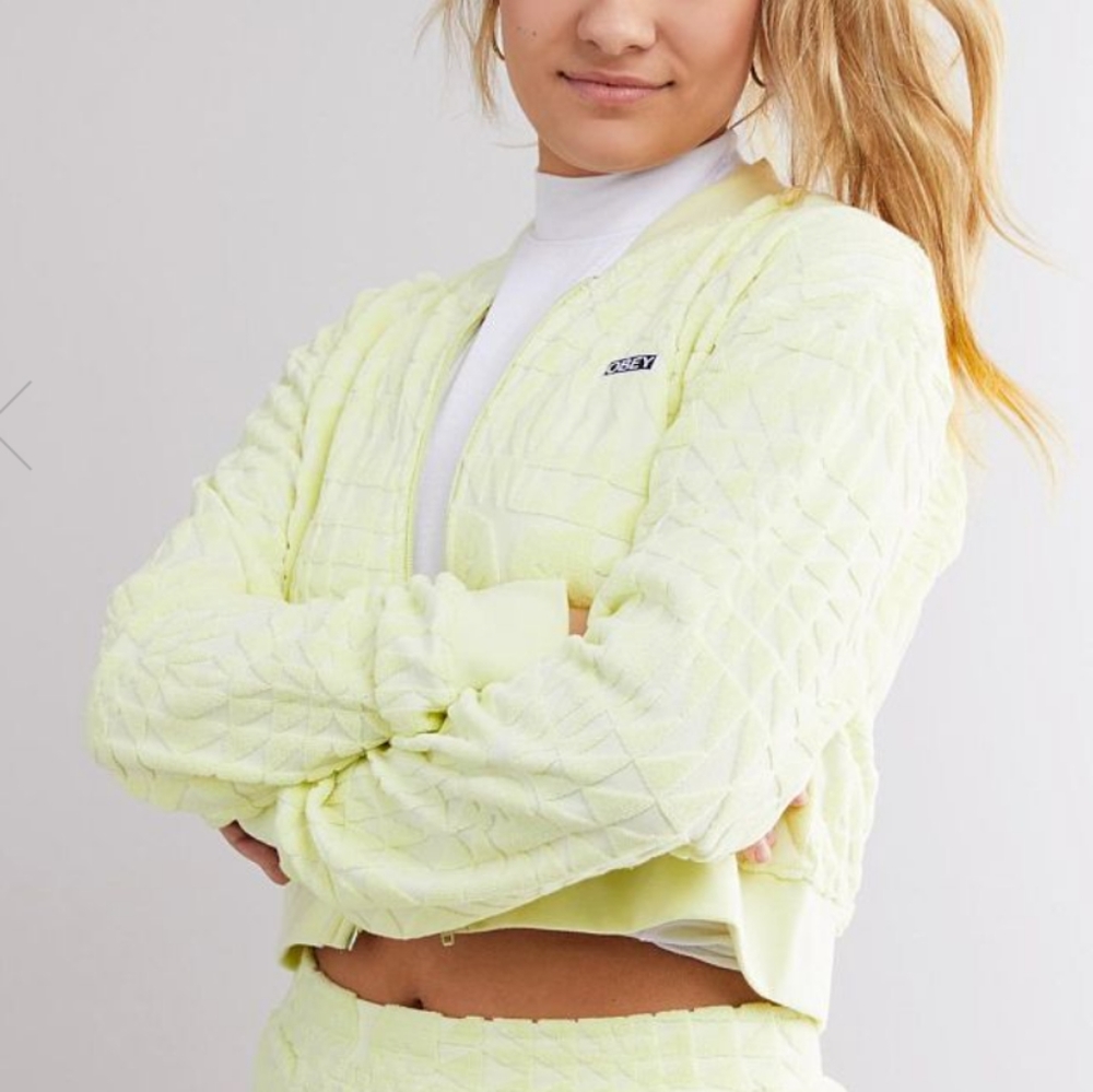 NWOT Obey Terry Cropped zip track jacket